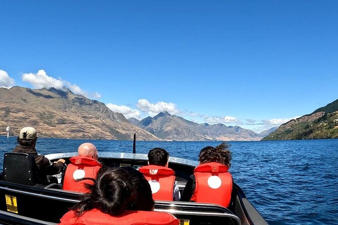 12 Day New Zealand Private Tour from Auckland to Queenstown - Kaikōura or Akaroa gives Christchurch a full day out