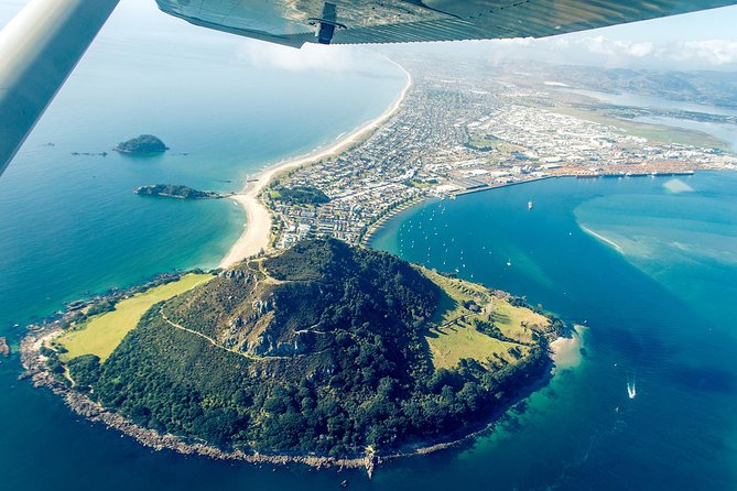 15,000ft Tandem Skydive in Bay of Plenty - Starting at 2 Dakota Way in Mount Maunganui