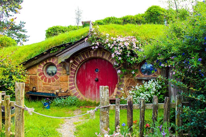 2 Day Waitomo Caves, Hobbiton Movie Set and Rotorua Tour from Auckland - Rotorua overnight: useful rest, limited free time