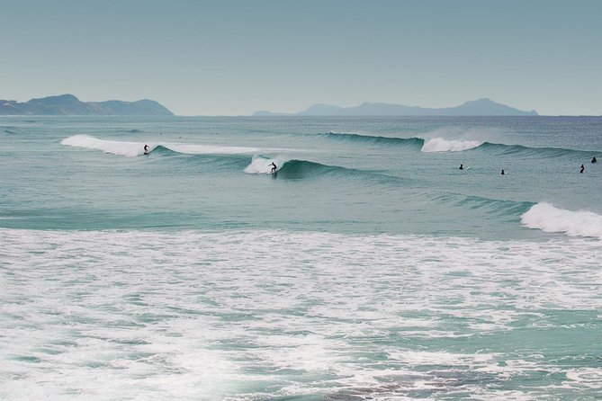2 Hour Surf Lesson - Te Arai Beach - The value of small-group coaching