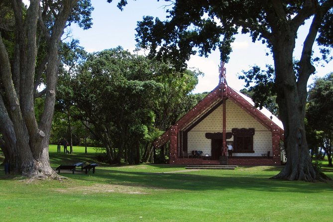 3-Day Bay of Islands Tour from Auckland - Cape Reinga and the meeting of two seas