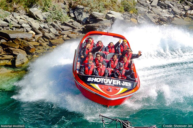 30-Minute Alpine Scenic Flight from Queenstown - What the pilot adds to the ride