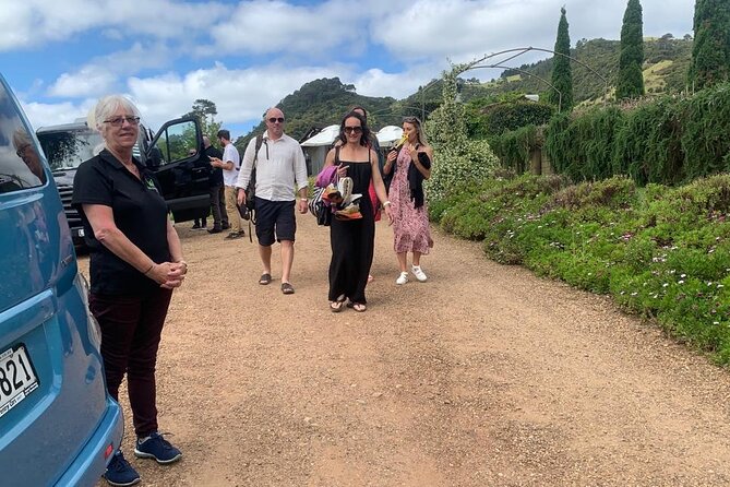 4.5-Hour Scenic Wine Tour with Private Guide & Up to 12 Tastings - The third tasting can change the feel of the afternoon