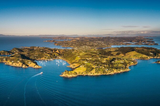 5 or 7 hour Far End of Waiheke Scenic Wine Tour in Electric Vans - Passage Rock starts the tasting day