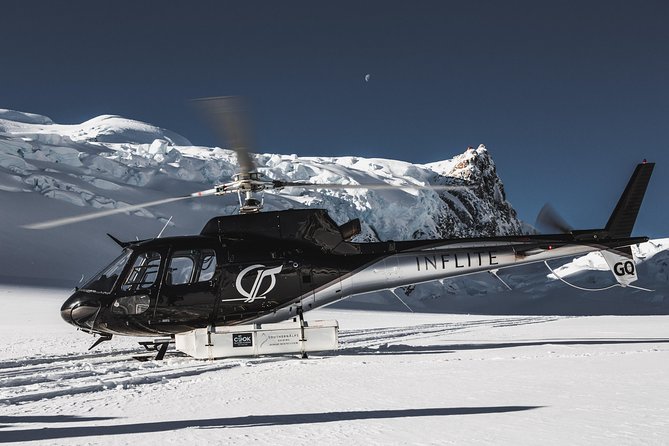 55-Minute Grand Circle Helicopter - Aoraki/Mt Cook from the air