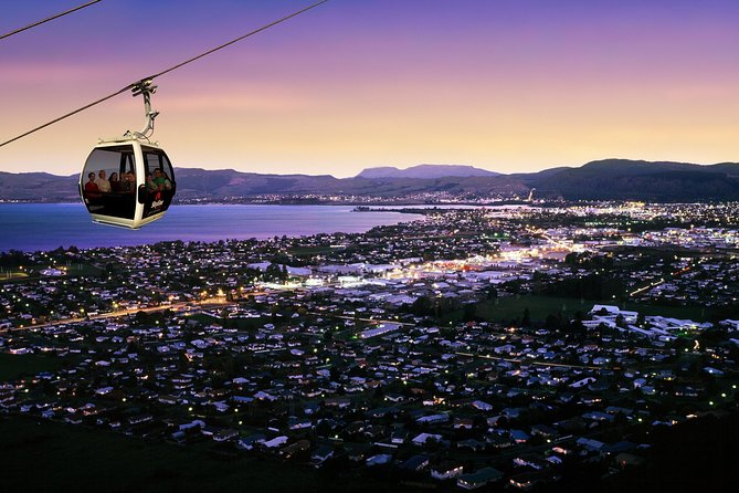 7 - Day North to South Island Grand Tour - Auckland to Queenstown - Day 3: Lake Taupo, the central plateau, and Wellington