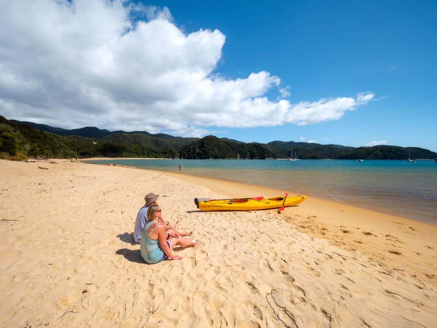 Abel Tasman National Park: Cruise, Kayak, & Hike Tour - Key points at a glance