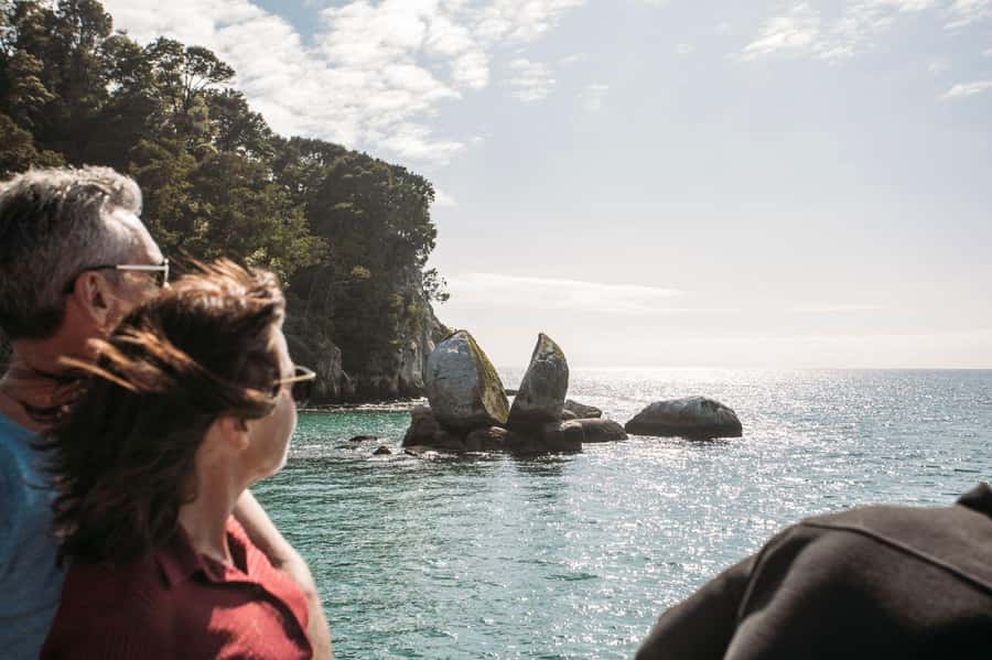 Abel Tasman National Park: Cruise, Kayak, & Hike Tour - Guides, group size, and the feel of the day