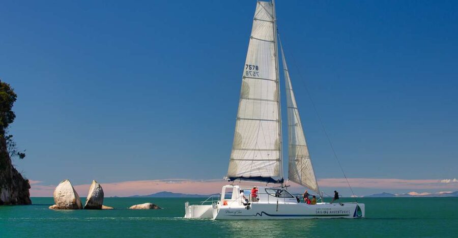 Abel Tasman National Park: Day Sailing Adventure with Lunch - Why a sailing day is a fine way to see Abel Tasman