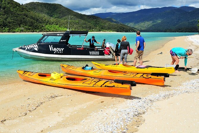 Abel Tasman Vista Cruise - The Tonga Island Marine Reserve