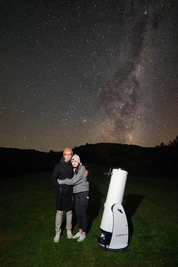 Akaroa: Stargazing Tour with 2 Telescopes & Souvenir Photos - Luca’s guiding style and who will enjoy it
