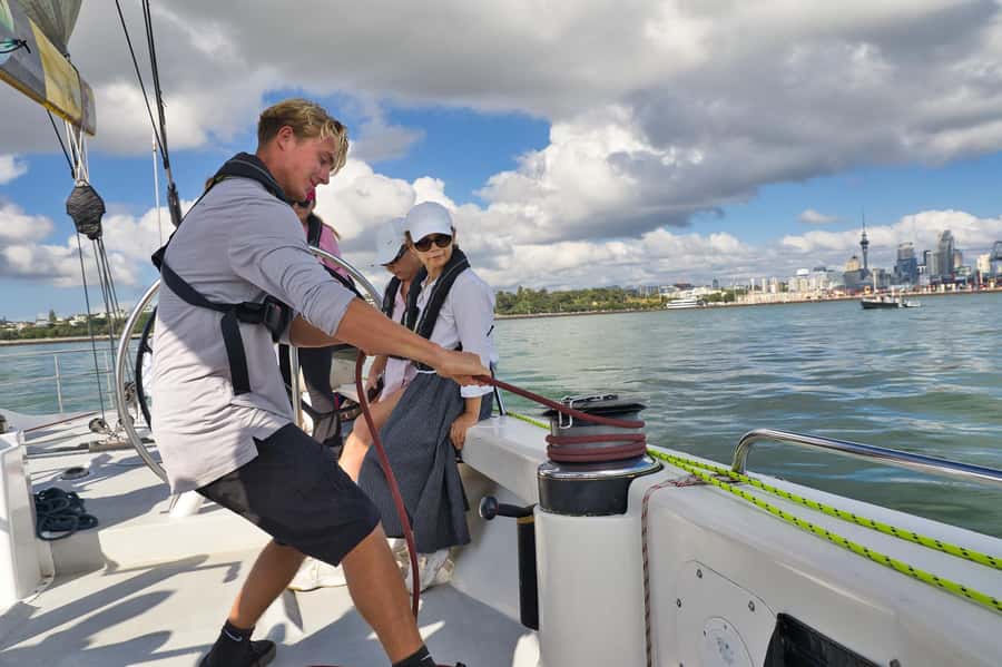 America’s Cup 2-Hour Sailing Experience Waitemata Harbour - Practical details for a smooth outing