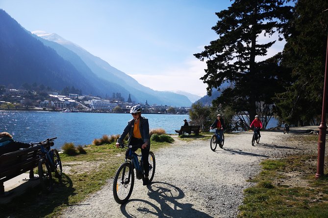 Arrowtown to Queenstown Bike Tour with Shuttle - Where to eat, and why you should plan ahead