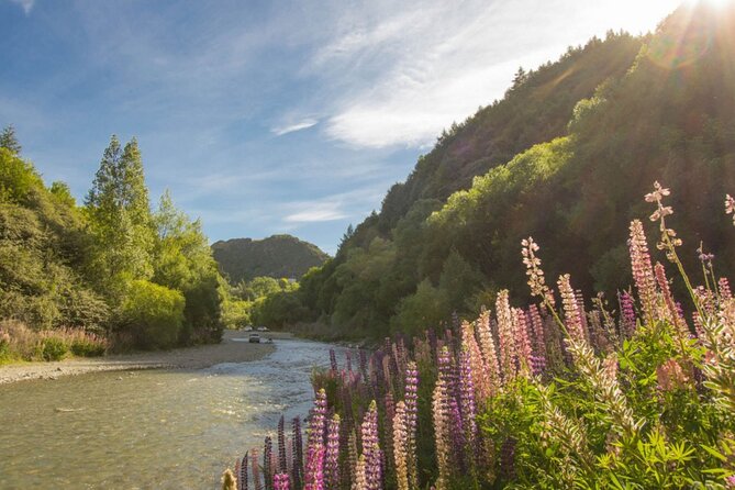 Arrowtown to Queenstown Bike Tour with Shuttle - What the $71.37 price includes