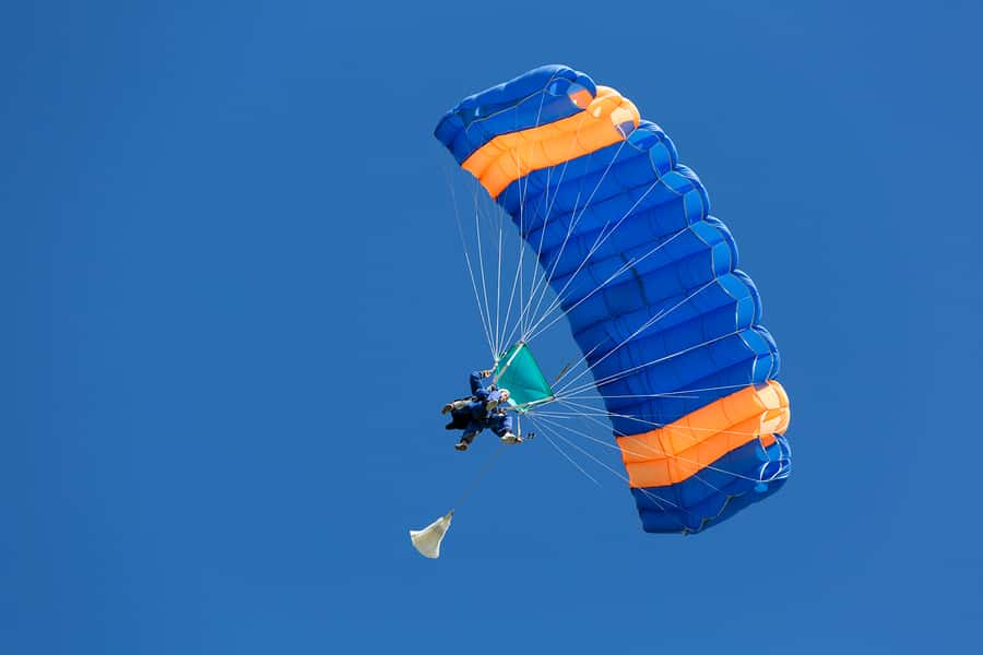Auckland: 13000, 16000, or 18000-Foot Tandem Skydive - Who should choose this Auckland jump?