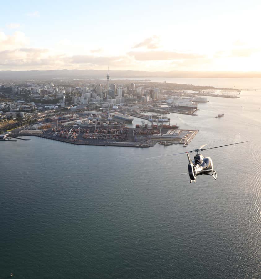 Auckland: 20min Helicopter scenic flight - City & Volcanoes - Eden Park, Mount Eden, and Auckland’s volcanic past
