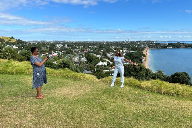 Auckland City Top Spots Half Day Private Tour - Guides, language, and the private format