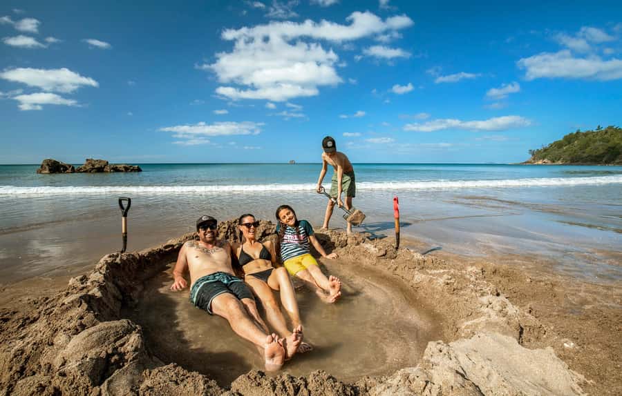 Auckland: Coromandel Day Tour including Hot Water Beach - Rain, Clothing, and Small Practical Choices