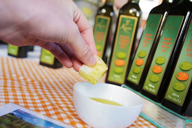 Auckland: Flavours of our City Food Walk - Starting at 188 Quay Street