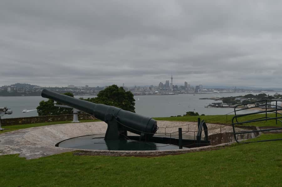 Auckland: Full-Day City Highlights Tour - Harbor Bridge, waterfront, and North Head