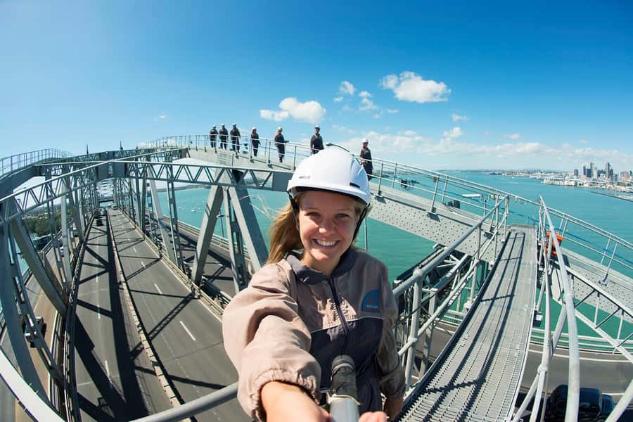Auckland Harbor Bridge: Bridge Climb - Key points to know before you book