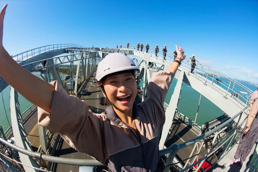 Auckland Harbor Bridge: Bridge Climb - Timing, weather, and practical booking advice