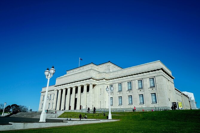 Auckland Museum and Highlight Sightseeing Tour - Walking, timing, and comfort