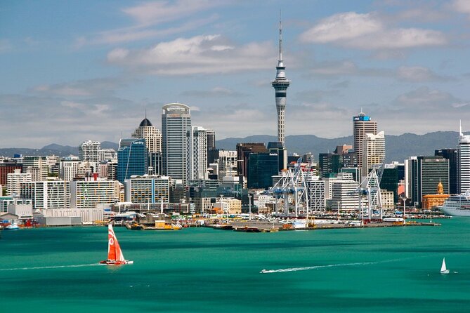 Auckland Private Custom Walking Tour with A Guide (Private Tour) - Rosario, Martin, and the guide-to-guide difference