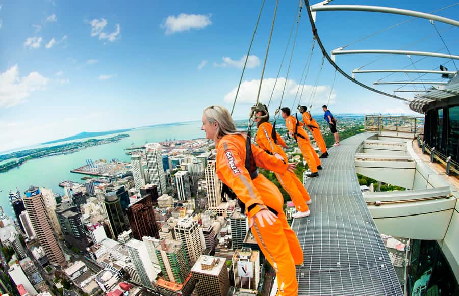 Auckland: Sky Tower SkyWalk - 192m High Edge Walk - Getting clipped in and ready for the ledge