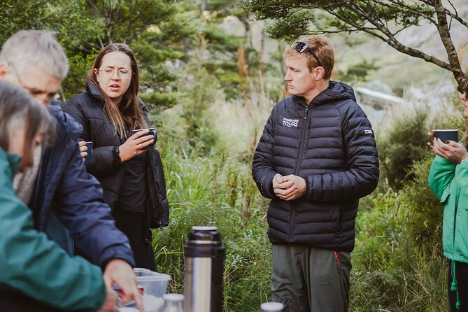 Award Winning Milford Sound Full Day Tour & Cruise from Te Anau - Waterfalls, kea, and the Homer Tunnel