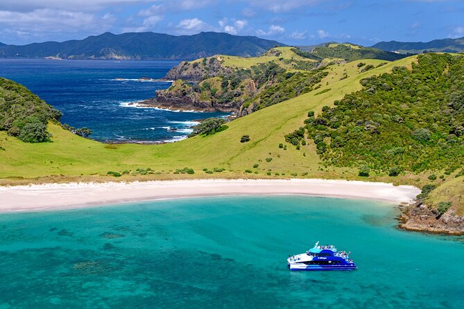 Bay of Islands Explorer Experience Small Group Tour From Auckland - Cape Brett and the Hole in the Rock