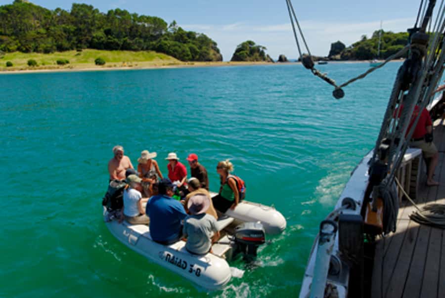 Bay of Islands: Full-Day Tall Ship Sailing Excursion - BBQ lunch with a view