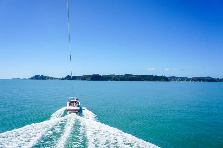 Bay of Islands: Parasail, Paihia and Russell - From Paihia Wharf to the Open Bay
