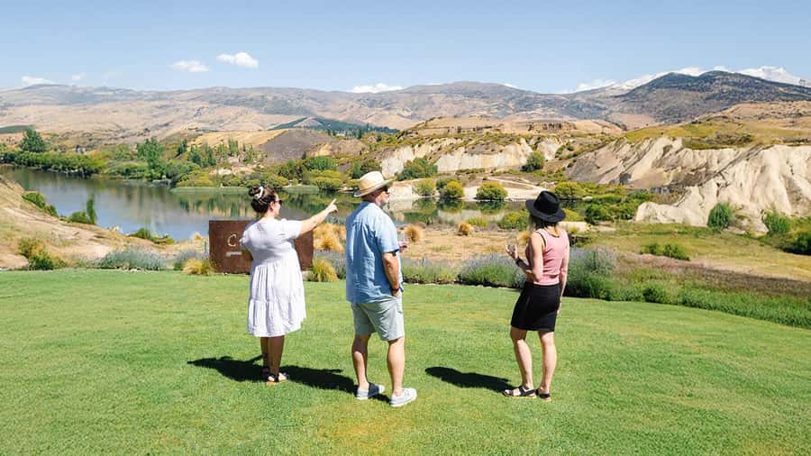Boutique Winery Half-Day Tour & Vineyard Platter-Style Lunch - The final three winery visits