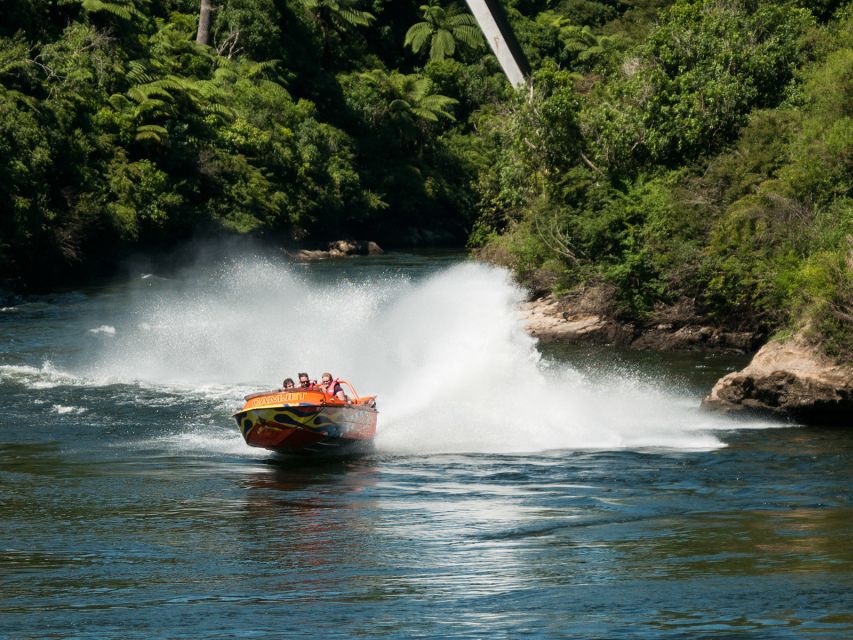 Cambridge: Waikato River 45-Minute Extreme Jet Boat Ride - Cambridge Gorge, rapids, and waterfalls