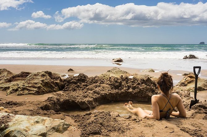 Cathedral Cove & Coromandel Peninsula Small-Group Day Tours - Hot Water Beach and the tide problem