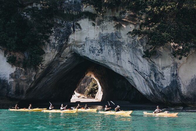 Cathedral Cove Kayak Tour - Why kayaking is the smart way to reach Cathedral Cove