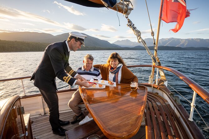 Champagne Sightseeing Cruise on Lake Te Anau - Sunset views without a hard hike