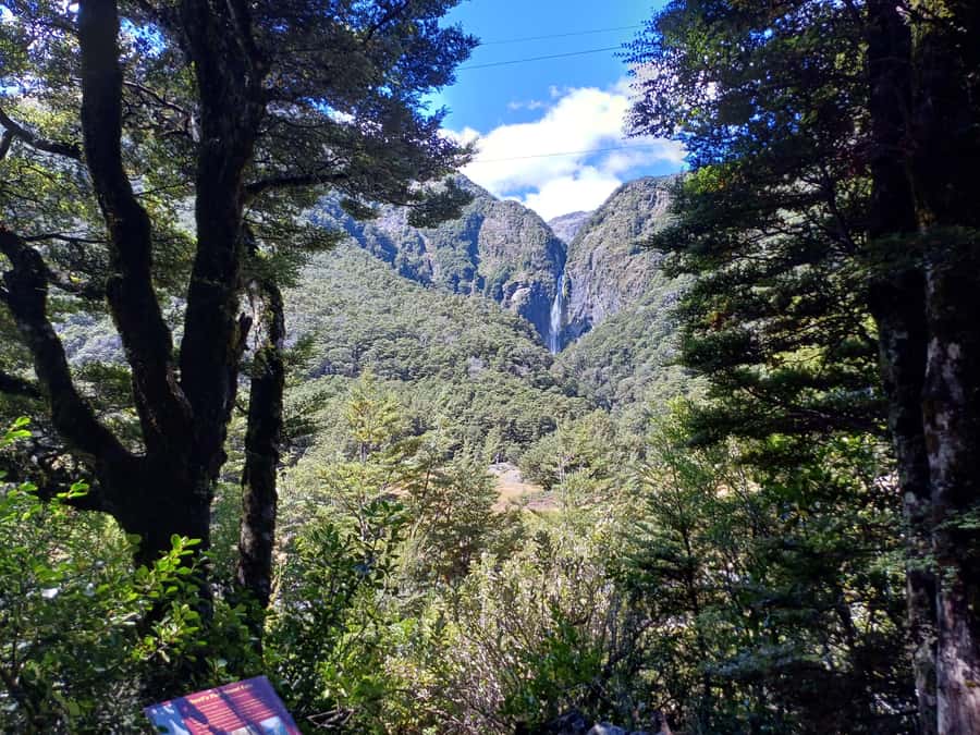 Christchurch: Arthur's Pass & Castle Hill Scenic Day Tour - The long road west from Christchurch