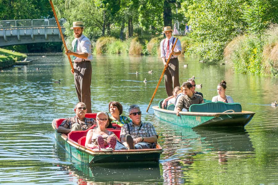 Christchurch: Gondola Ticket and Punt Ride on the Avon River - Two Christchurch experiences in one day