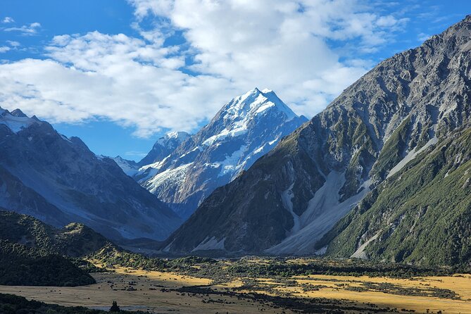 Christchurch to Queenstown via Lake Tekapo and Mt Cook (1 way) - From Christchurch to Fairlie across the Canterbury Plains