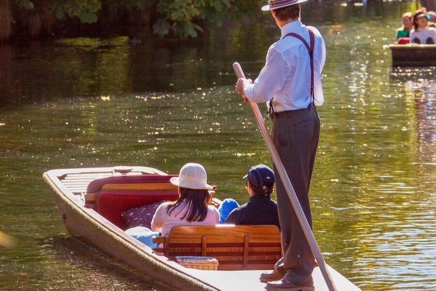 Christchurch Tram City Tour & Punting Combo - A practical one-day plan