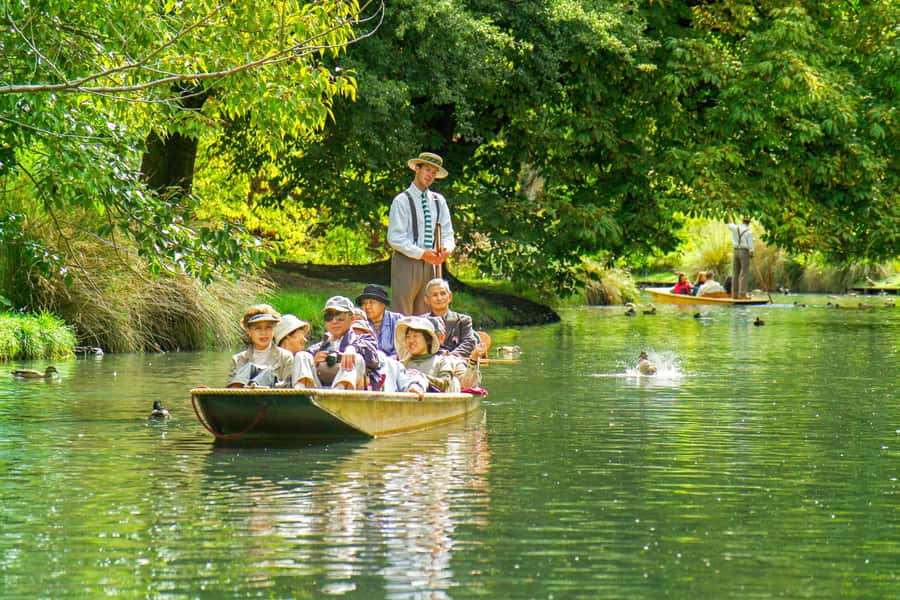Christchurch Tram City Tour & Punting Combo - Who will get the most from this ticket
