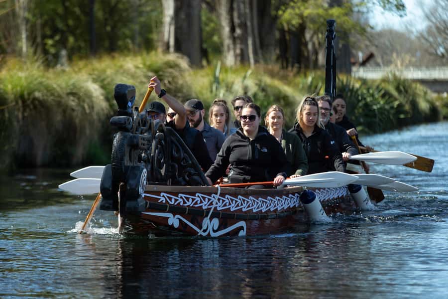 Christchurch: Waka Paddling Experience on the Avon River - Cancellation and booking flexibility