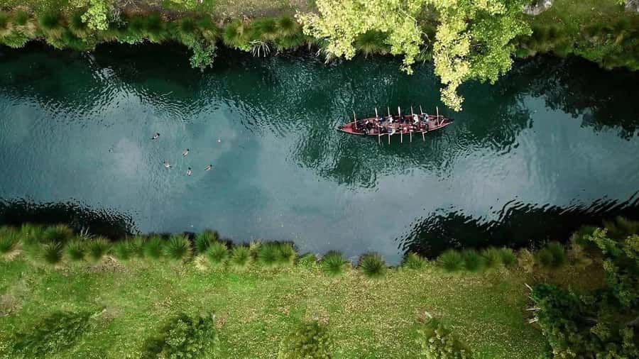 Christchurch: Waka Paddling Experience on the Avon River - Why the mihi matters