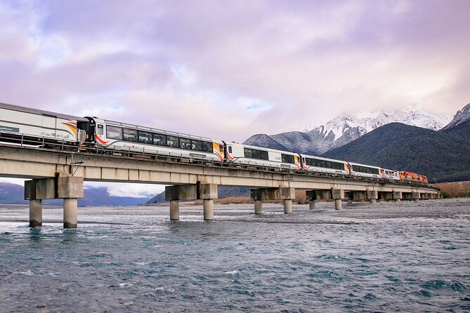 Coastal Pacific Train Journey from Christchurch to Picton - The Kaikoura coastline: the main event
