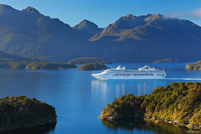 Coastal Pacific Train Journey from Picton to Christchurch - Timing, delays, and practical planning