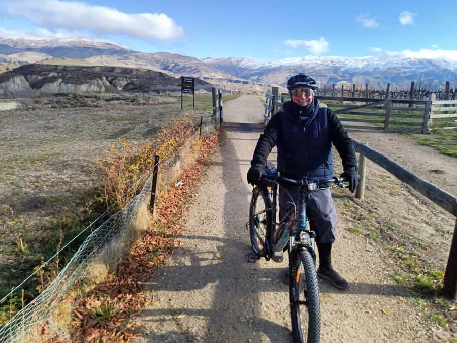 Cromwell: Lake Dunstan Trail Bike Rental and Luxury Shuttle - Who will enjoy this ride most