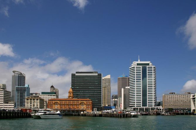 Departure Transfer: Auckland Central City Centre to Auckland Airport - How to make the ride work better