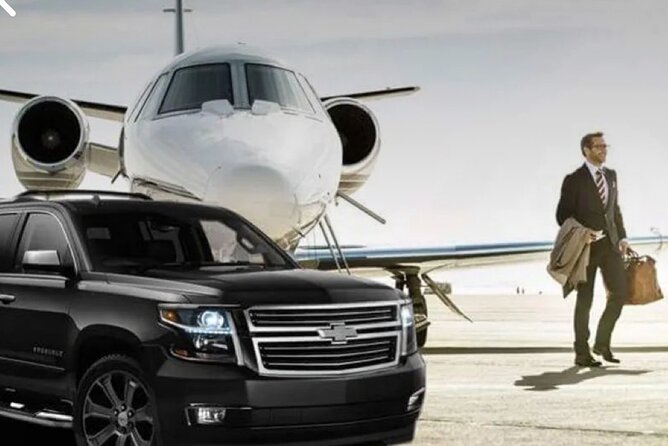 Direct & Quick Auckland Airport Transfer to/from Hotel in SUV - The vehicle and the one-hour ride into Auckland